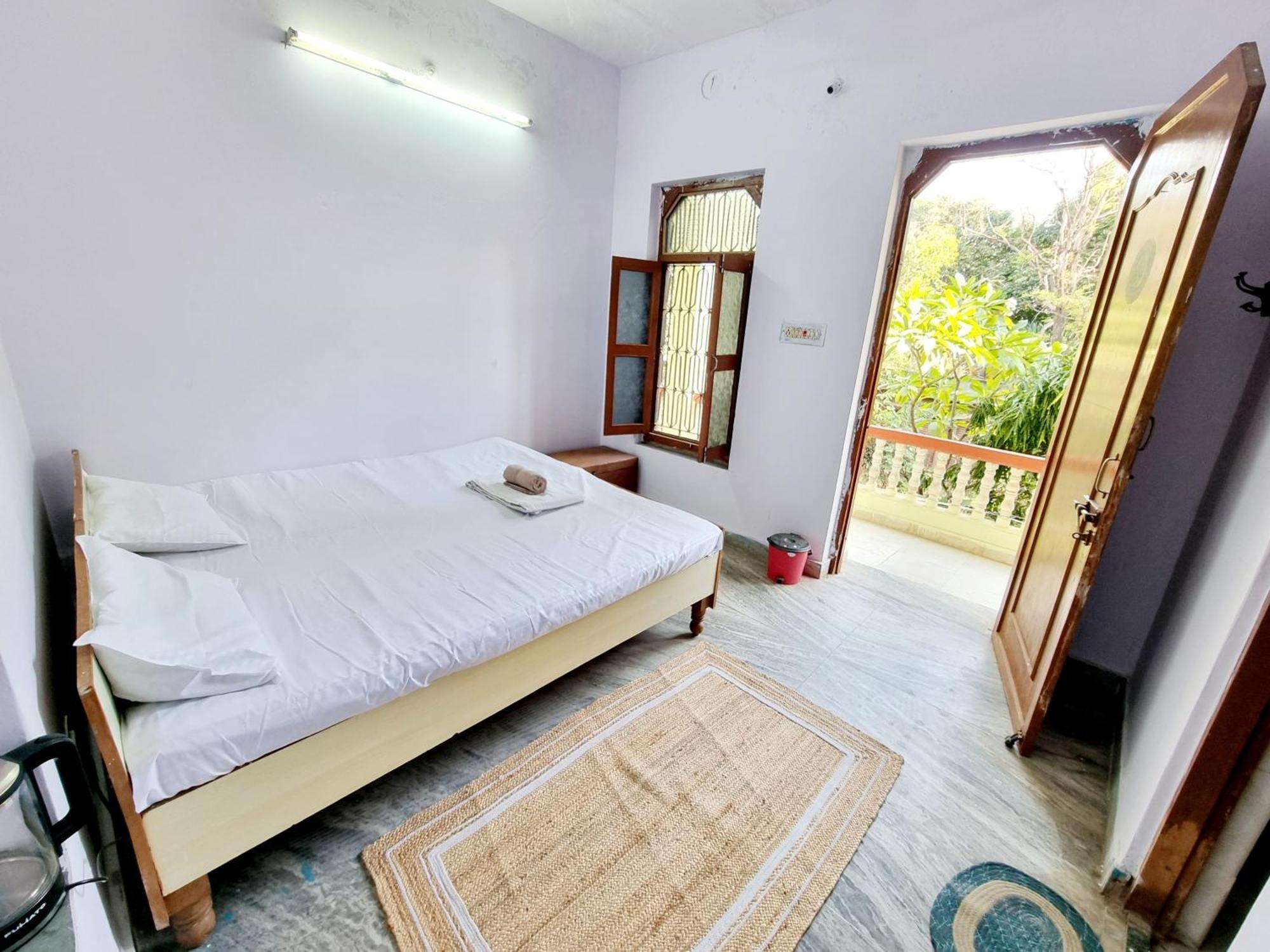 Karavan Kafe Pushkar Phòng bức ảnh