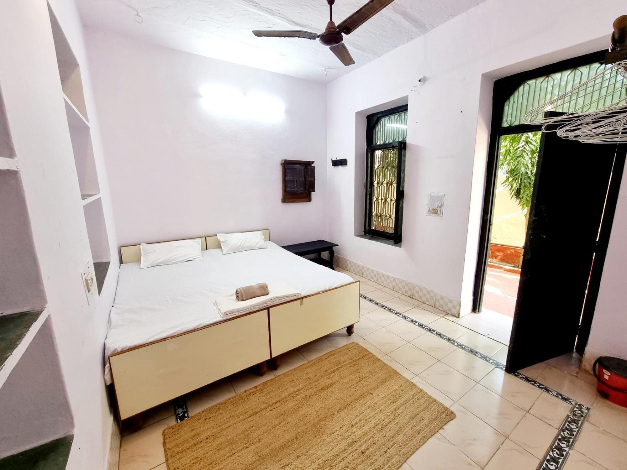 Karavan Kafe Pushkar Phòng bức ảnh