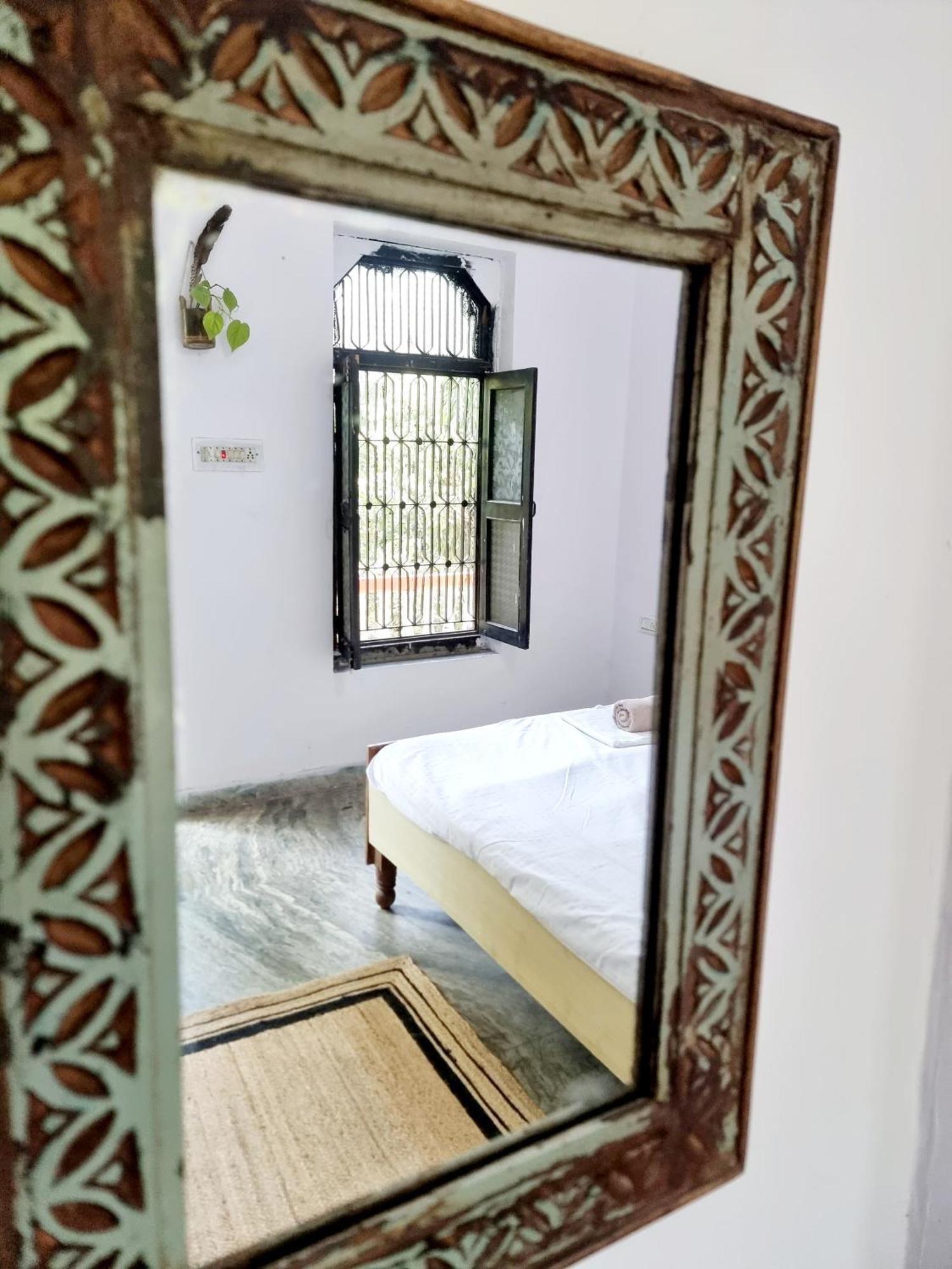Karavan Kafe Pushkar Phòng bức ảnh